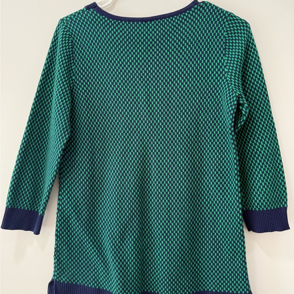 Cable & Gauge Green and Navy Lace-Up Sweater - Picture 4 of 4